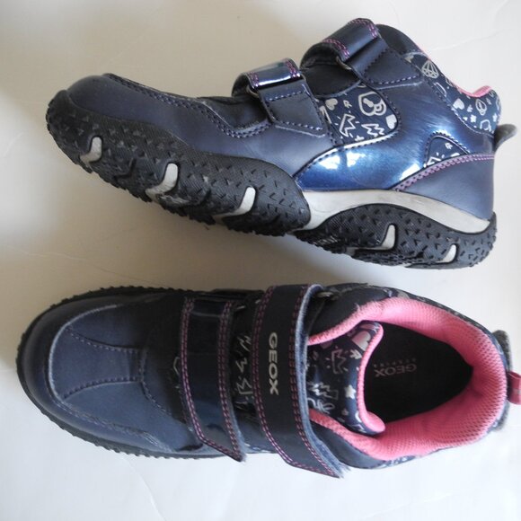 Geox Navy Fuschia waterproof boots Girls 3 New in Box - Picture 1 of 2